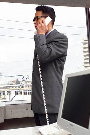 疲れた足を癒やすフットマッサージャー